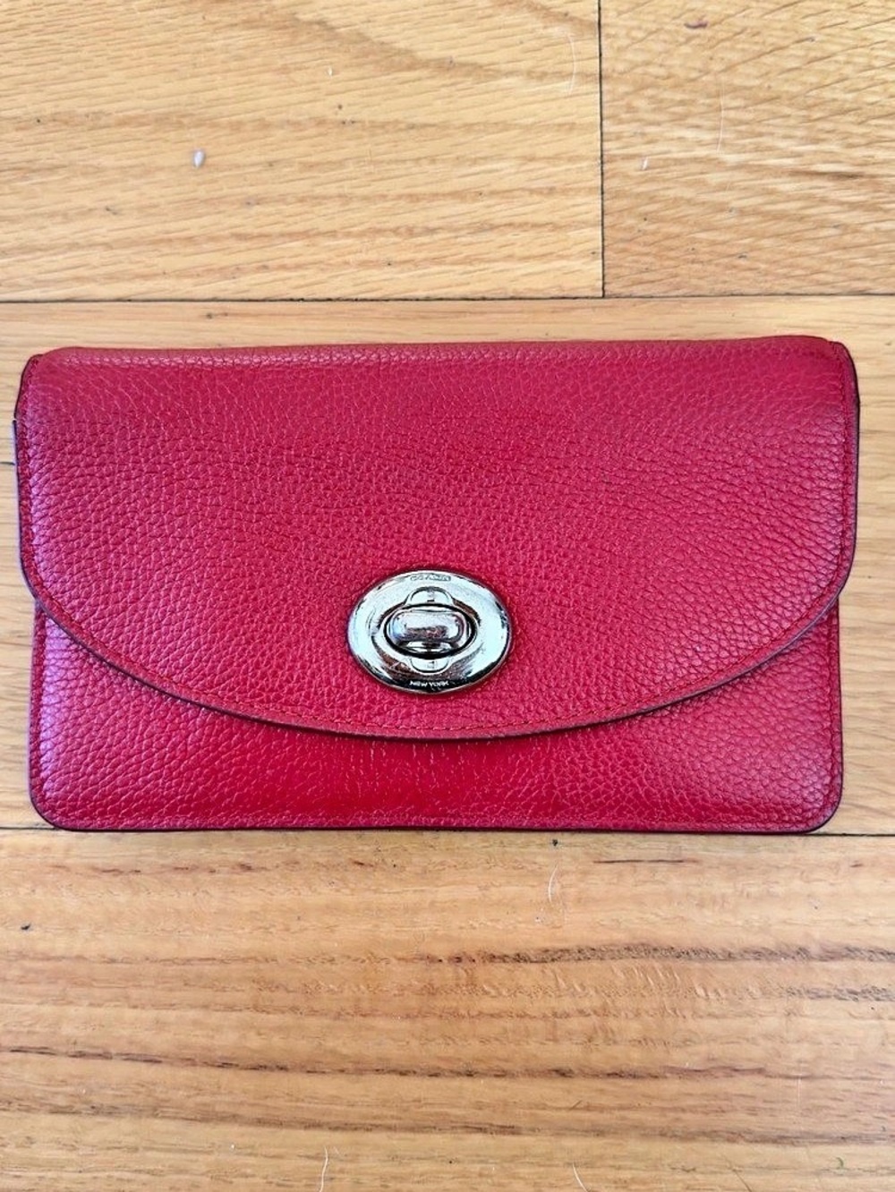 Coach Vintage Turnlock Red Wallet